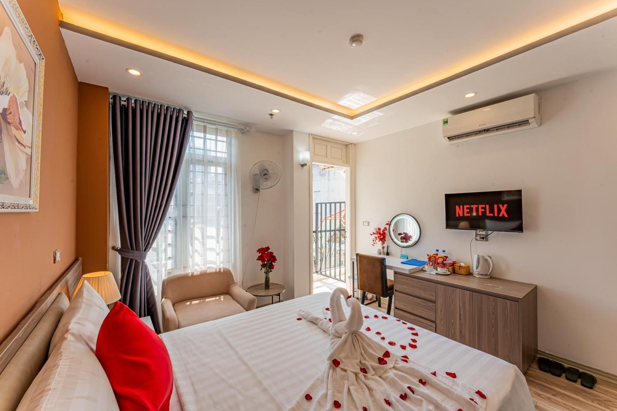 Moon Hotel 26 Do Quang Hanoi Exterior photo